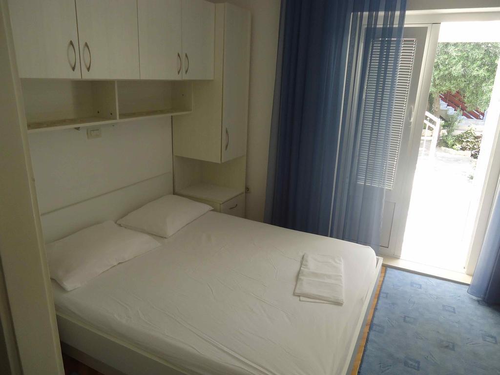 Apartments Majstrovic Живогошче Экстерьер фото